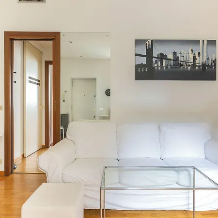 Bnbutler - Marghera - Luminoso Bilocale In Edificio Stile Vecchia Appartement