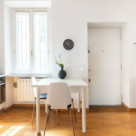 Appartement Bnbutler - Marghera - Luminoso Bilocale In Edificio Stile Vecchia